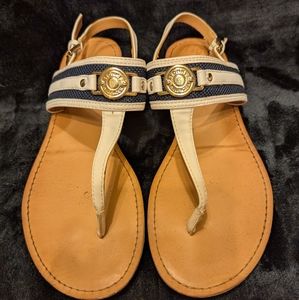 Tommy Hilfiger Size 8 Blue White Flat Thong Sandals With Gold Embellishment